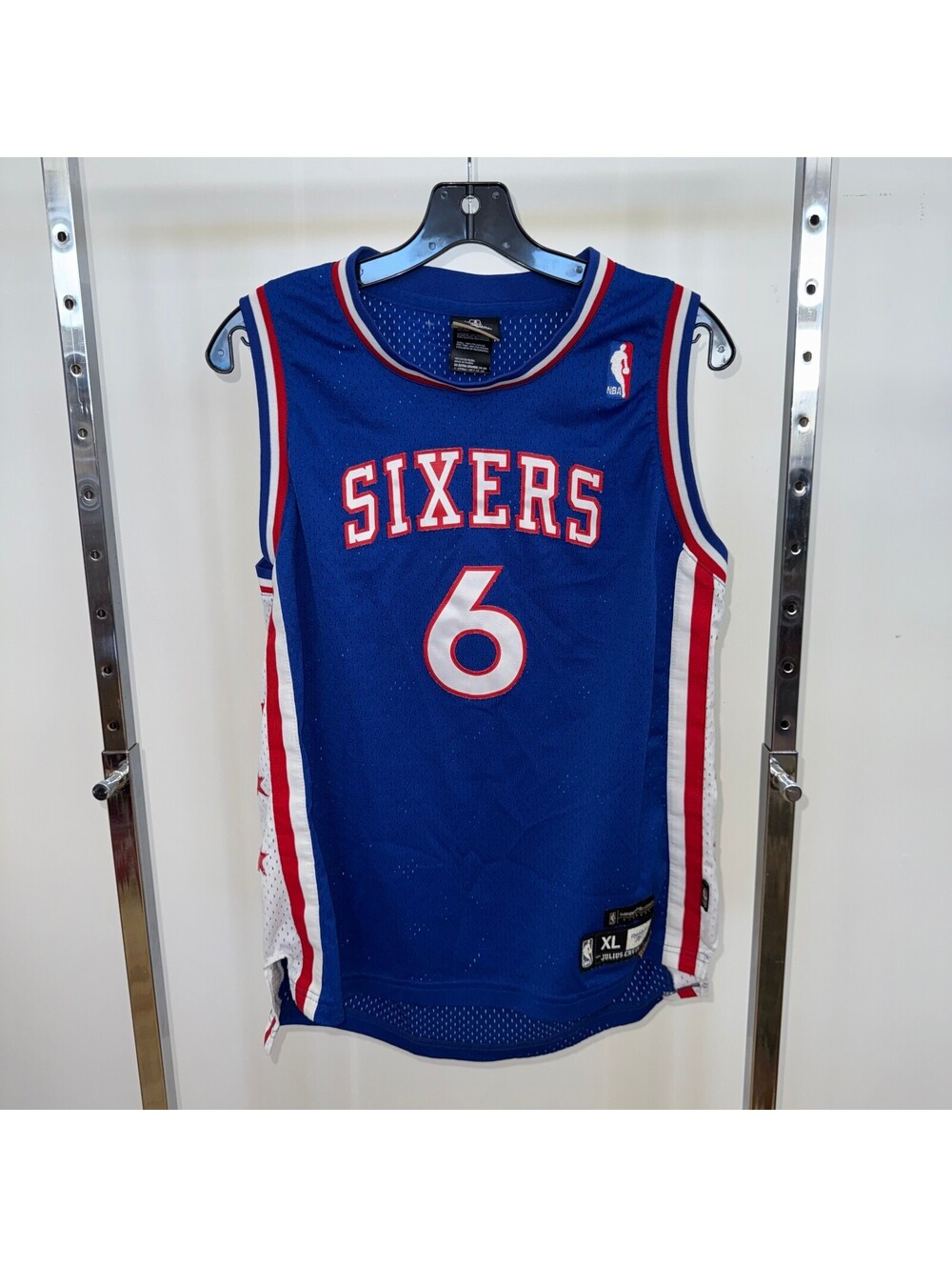 Philadelphia 76ers Julius Erving Jersey, size XL